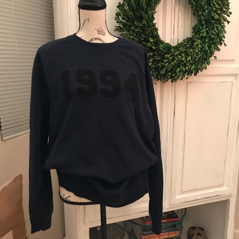Old Navy 1994 Sweatshirt. XL.